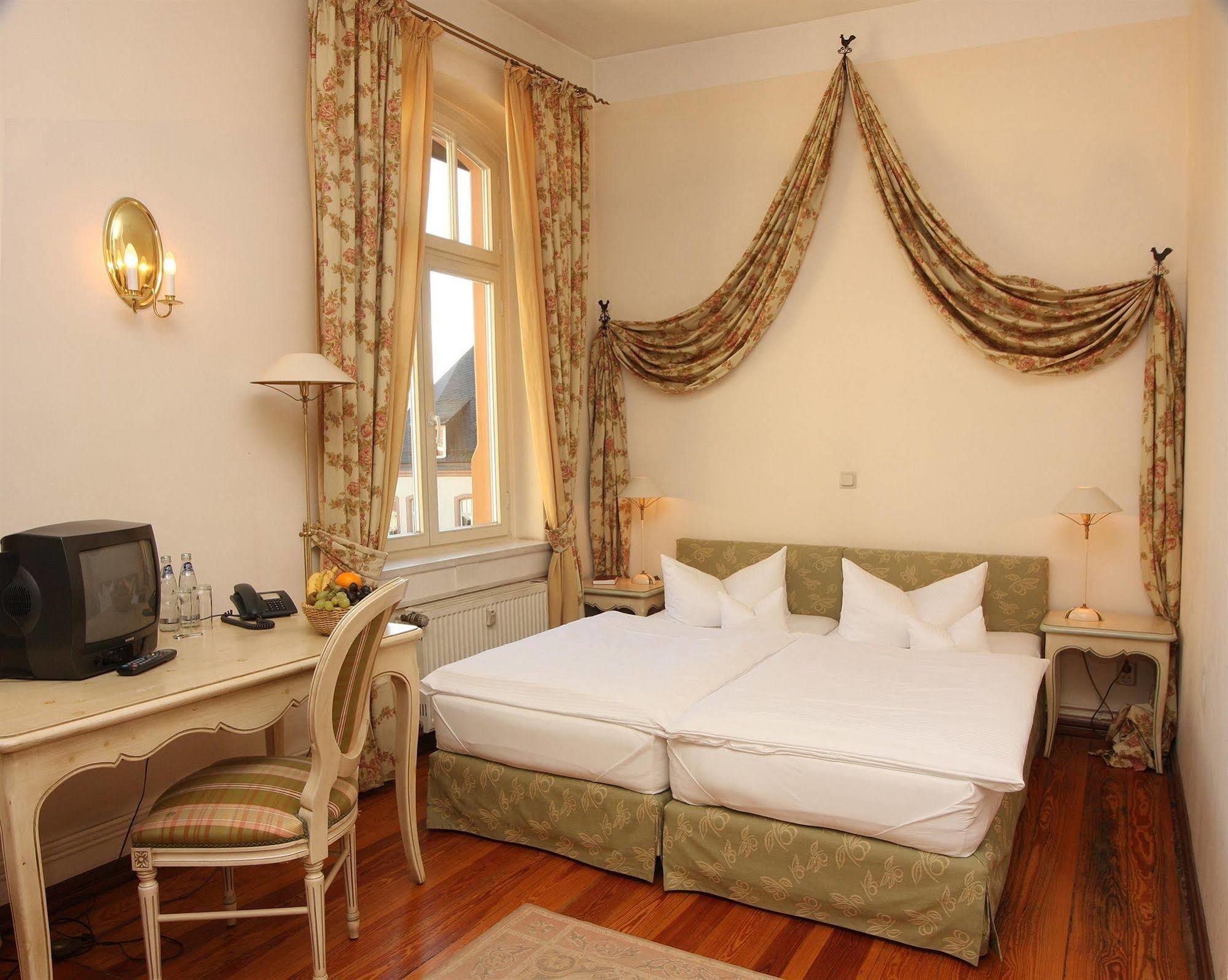 Hotel Graf Von Mansfeld Lutherstadt Eisleben Dış mekan fotoğraf
